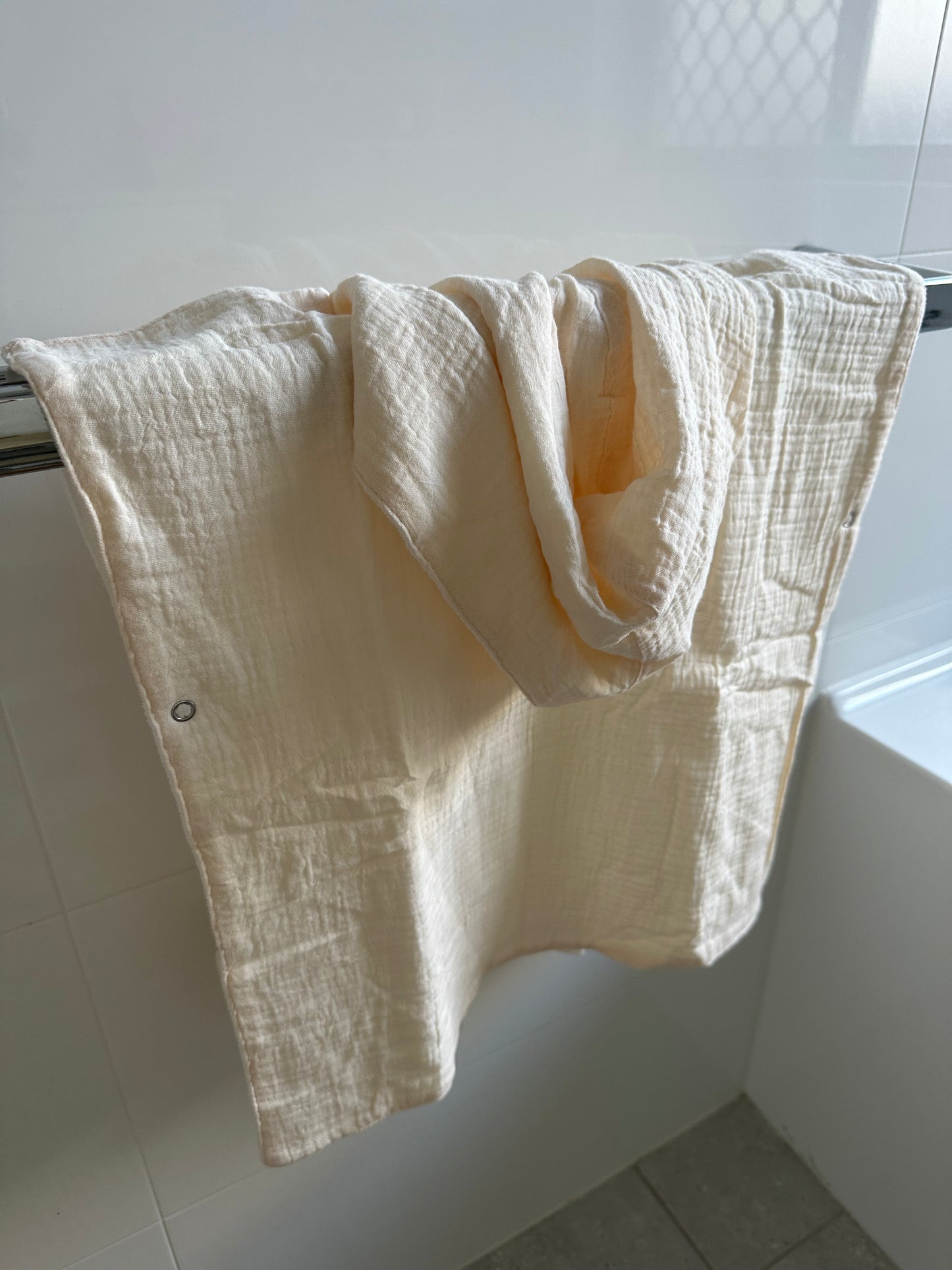 Hooded Poncho Beach Bath Towel in Baby Apricot